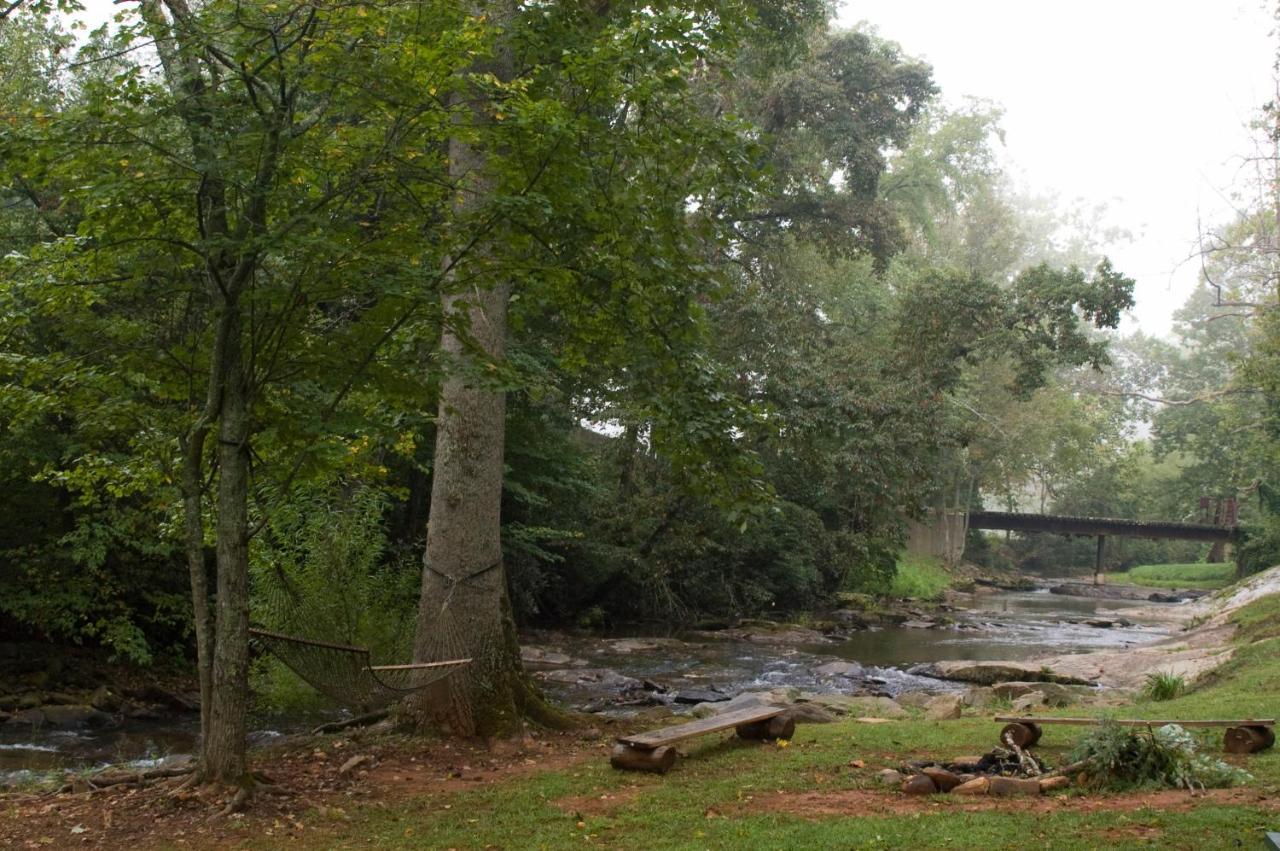Mountain Springs Cabins Candler Εξωτερικό φωτογραφία