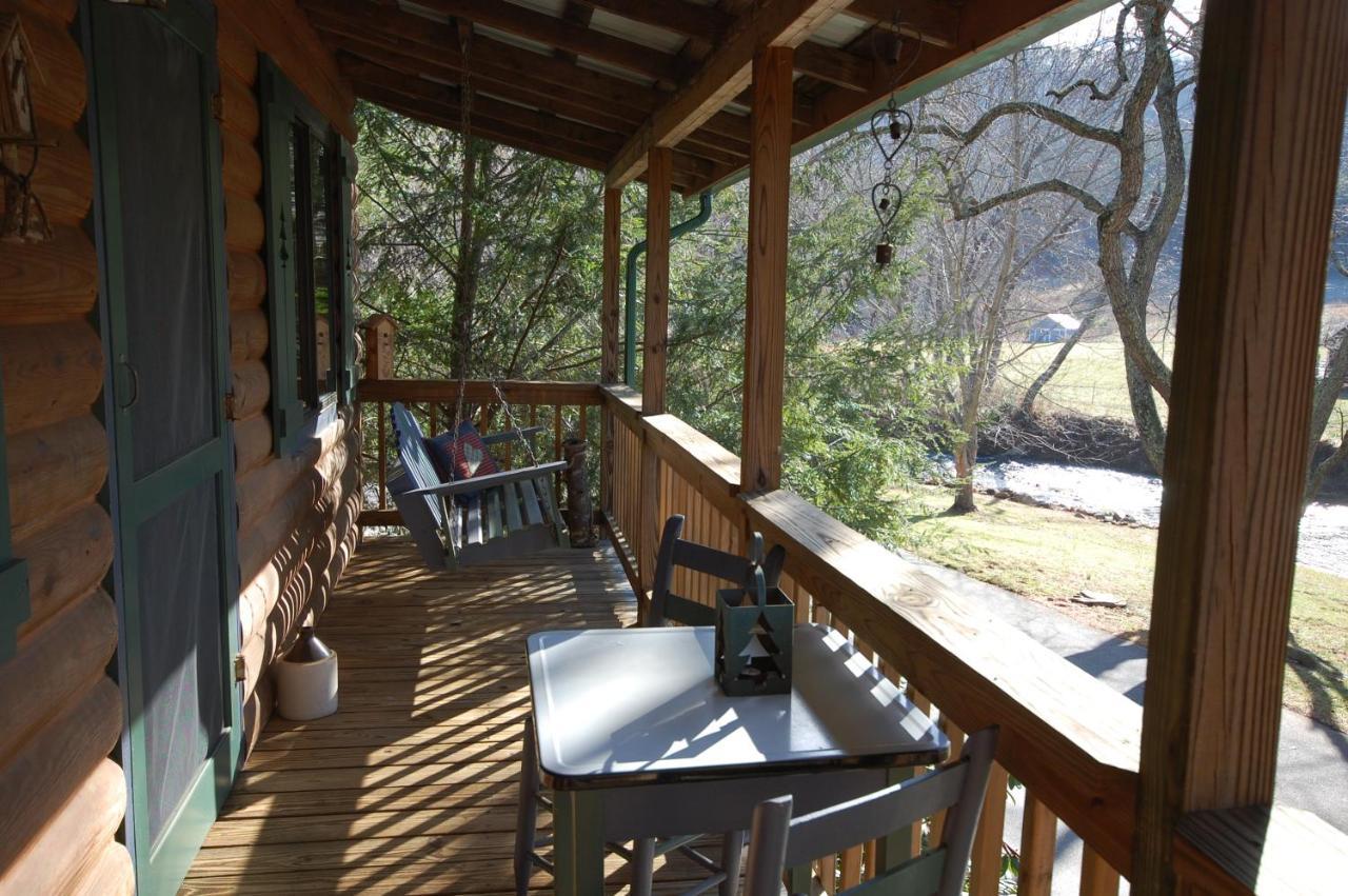 Mountain Springs Cabins Candler Εξωτερικό φωτογραφία